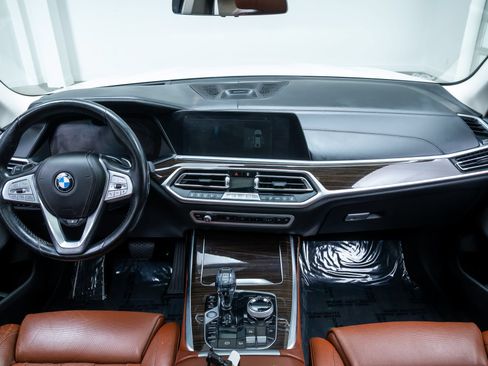Used 2019 BMW X7 xDrive50i w/ Off-Road Package AWD/4WD image 9