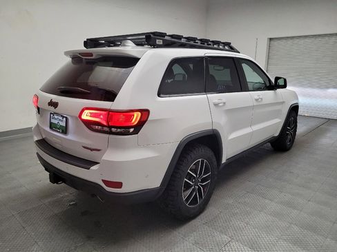 Used 2020 Jeep Grand Cherokee Trailhawk w/ Trailhawk Luxury Group AWD/4WD image 9