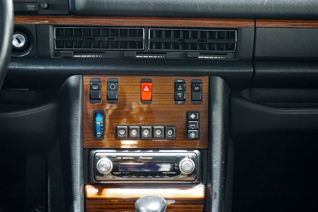 Used 1990 Mercedes-Benz 350 SDL image 23