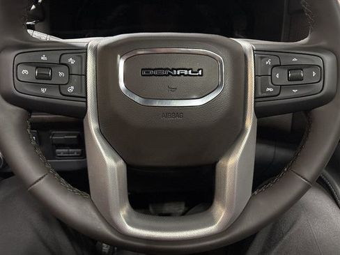 Used 2023 GMC Yukon Denali w/ Max Trailering Package AWD/4WD image 16