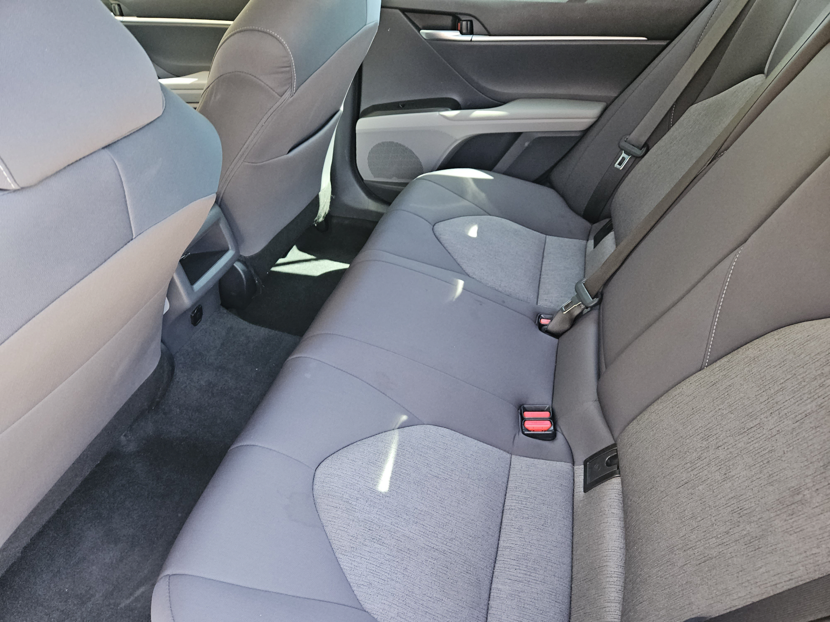 Used 2023 Toyota Camry LE FWD image 26