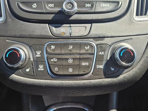 Used 2024 Chevrolet Malibu LT FWD image 26
