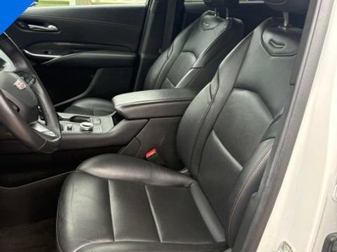 Used 2022 Cadillac XT4 Sport AWD/4WD image 12