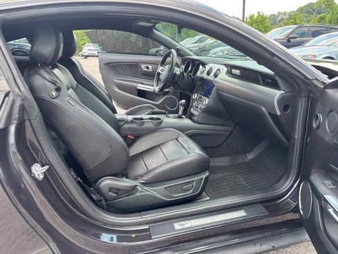 Used 2022 Ford Mustang Premium RWD image 23