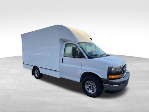 New 2025 GMC Savana 3500 Work Van w/ Power Convenience Package image 3