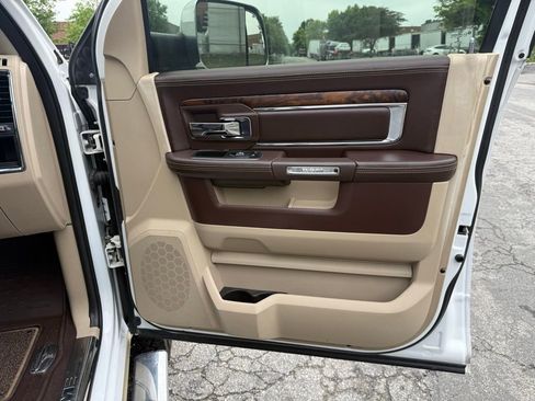 Used 2017 RAM 3500 Laramie Longhorn w/ Convenience Group AWD/4WD image 16