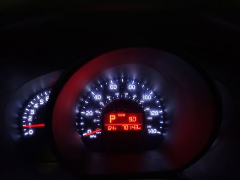 Used 2018 Kia Soul image 23