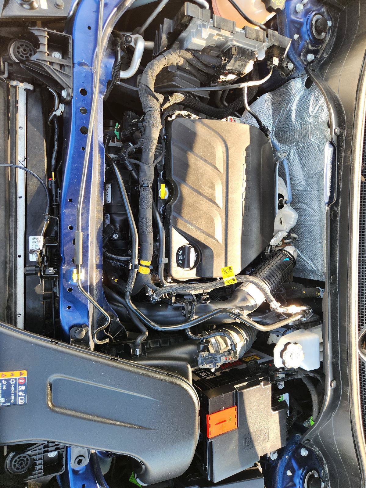 Used 2024 Chevrolet Trax LT FWD image 32