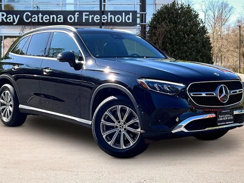 Used 2026 Mercedes-Benz GLC 300 4MATIC image 11