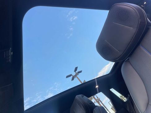 Used 2024 Cadillac Lyriq Sport image 25