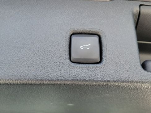 Used 2024 Ford Escape ST-Line w/ Tech Pack #1 FWD image 16