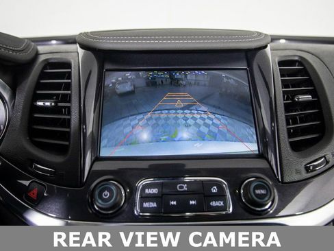 Used 2014 Chevrolet Impala LT w/ Convenience Package image 19