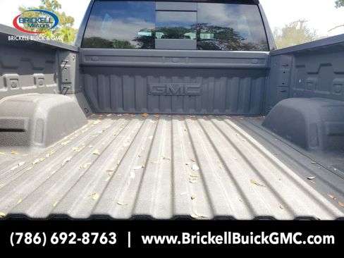 New 2025 GMC Sierra 1500 SLT w/ SLT Premium Plus Package image 8