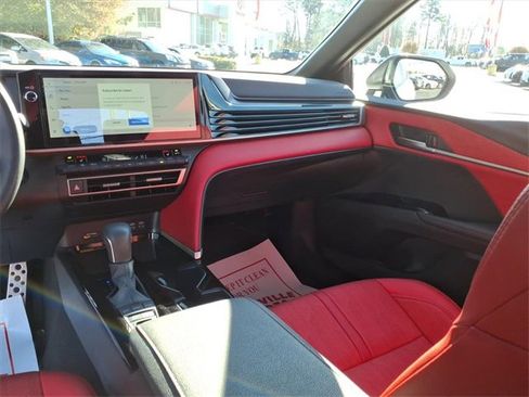 Used 2025 Toyota Camry XSE image 11