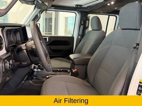 Used 2024 Jeep Wrangler Sport S image 15