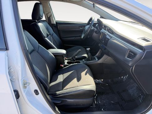 Used 2014 Toyota Corolla S FWD image 19