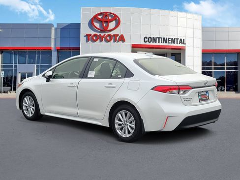 New 2026 Toyota Corolla LE FWD image 4