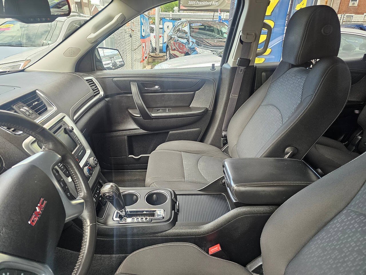 Used 2015 GMC Acadia SLE AWD/4WD image 7