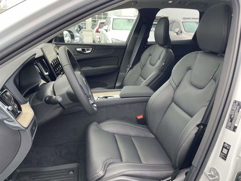 New 2026 Volvo XC60 B5 Ultra w/ Protection Package Premier image 8