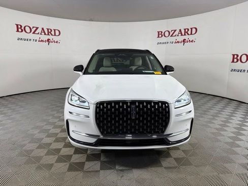 Used 2025 Lincoln Corsair Grand Touring w/ Equipment Group 301A AWD/4WD image 2