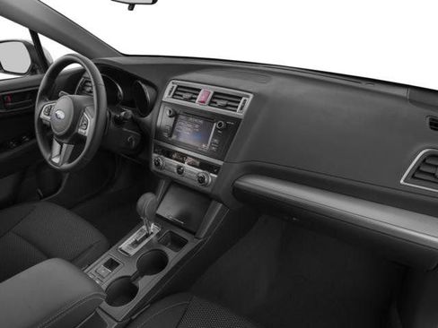 Used 2017 Subaru Outback 2.5i AWD/4WD image 13