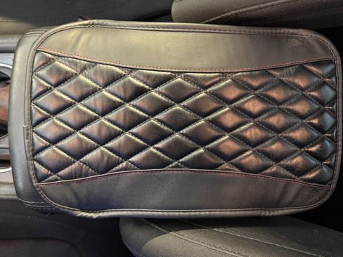 Used 2016 Chrysler 200 LX FWD image 20