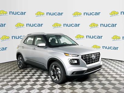 New 2025 Hyundai Venue SEL