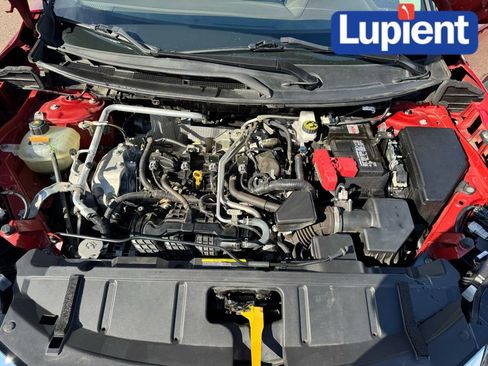 Used 2021 Nissan Rogue SV image 12