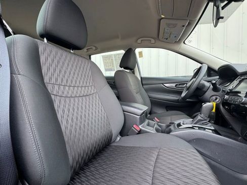Used 2020 Nissan Rogue S image 13