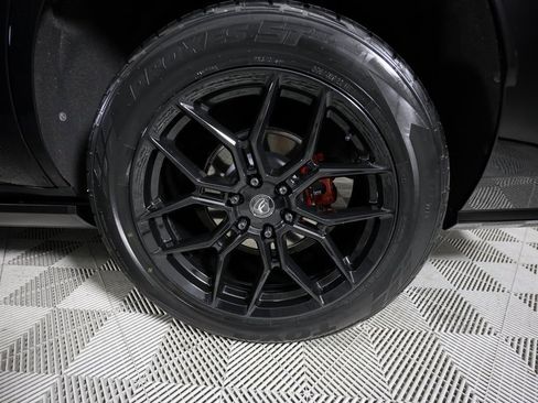 Used 2025 Cadillac Escalade V image 46