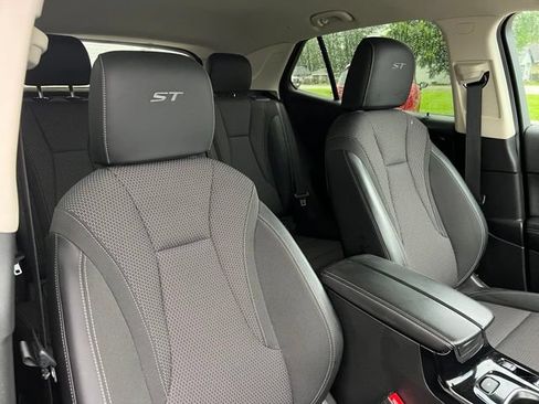 Used 2023 Buick Envision Preferred w/ Sport Touring Package AWD/4WD image 8