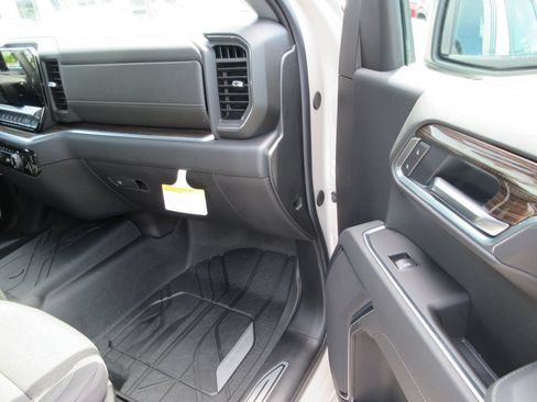 New 2026 Chevrolet Silverado 1500 RST w/ RST Select Package AWD/4WD image 20