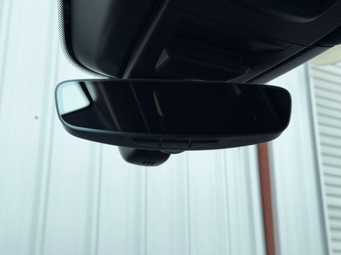 Used 2024 Porsche Cayenne Turbo image 45