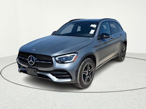 Used 2022 Mercedes-Benz GLC 300 4MATIC image 1