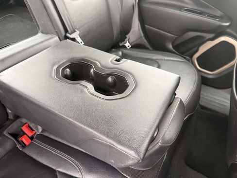 Used 2016 Jeep Renegade Limited image 35