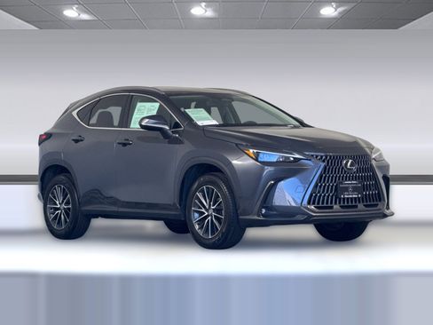 Used 2024 Lexus NX 250 FWD image 7