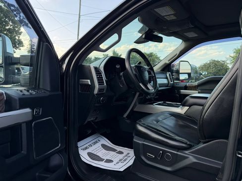 Used 2017 Ford F450 Lariat w/ Lariat Ultimate Package AWD/4WD image 17