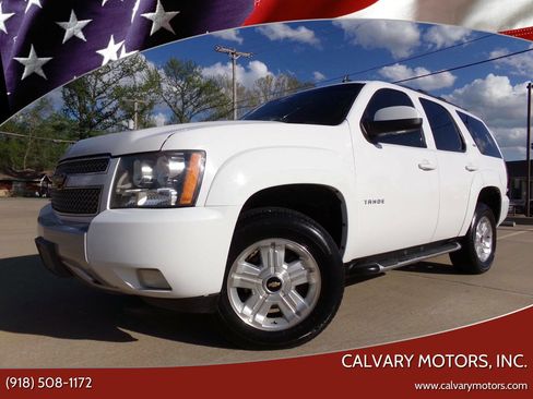 Used 2012 Chevrolet Tahoe LT w/ Suspension Package, Off-Road image 1