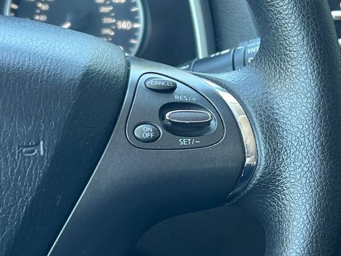 Used 2021 Nissan Murano S FWD image 29