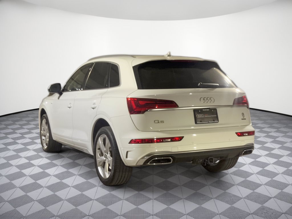 Certified 2023 Audi Q5 2.0T Premium Plus w/ Premium Plus Package AWD/4WD image 3