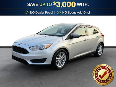 Used 2018 Ford Focus SE FWD image 1