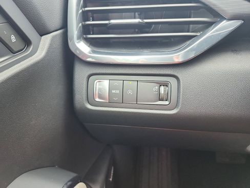 New 2026 GMC Acadia Elevation FWD image 17