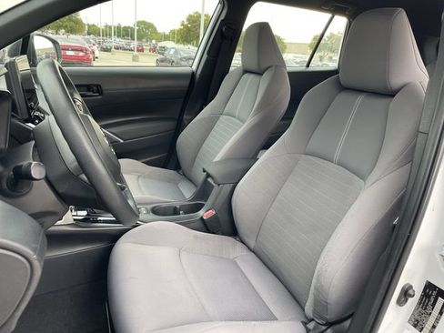 Used 2023 Toyota Corolla Cross AWD Hybrid image 24