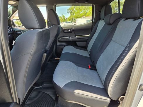 Used 2021 Toyota Tacoma TRD Sport RWD image 14