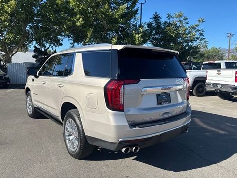 Used 2021 GMC Yukon Denali AWD/4WD image 6