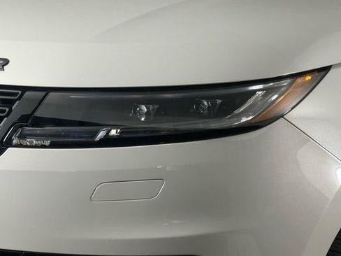 Certified 2023 Land Rover Range Rover Sport SE Dynamic image 12