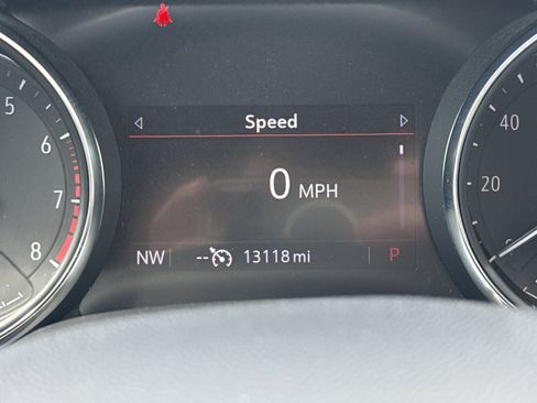 Used 2023 Buick Encore GX Preferred w/ Cold Weather Comfort Package FWD image 22