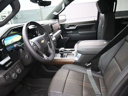New 2026 Chevrolet Silverado 1500 High Country image 8