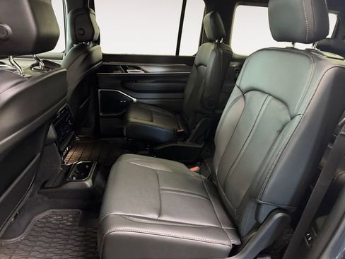 New 2026 Jeep Grand Wagoneer 4WD image 21