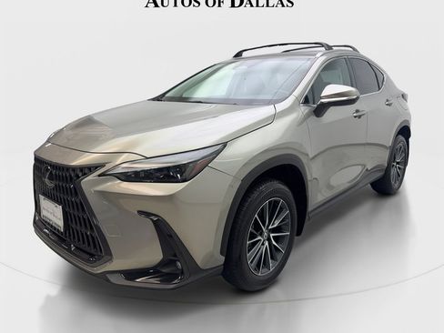Used 2024 Lexus NX 250 FWD image 2